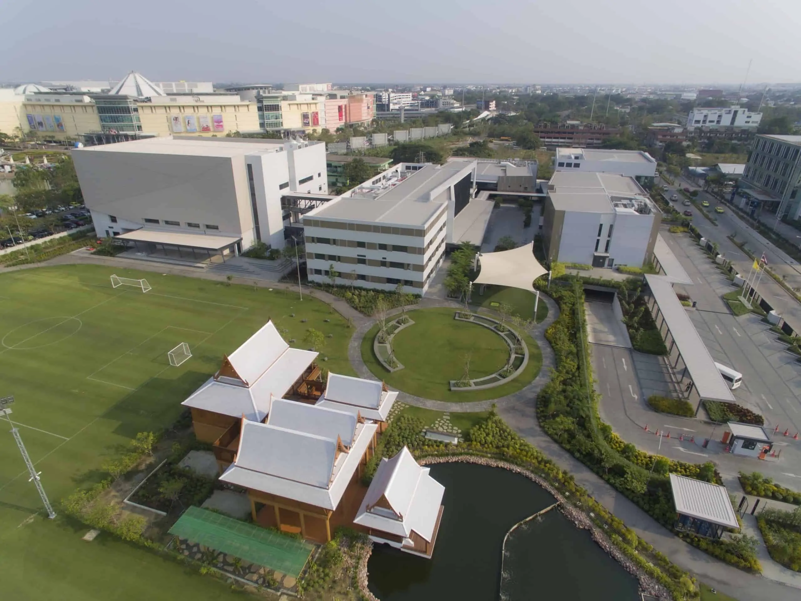 Cutting-edge Facilities